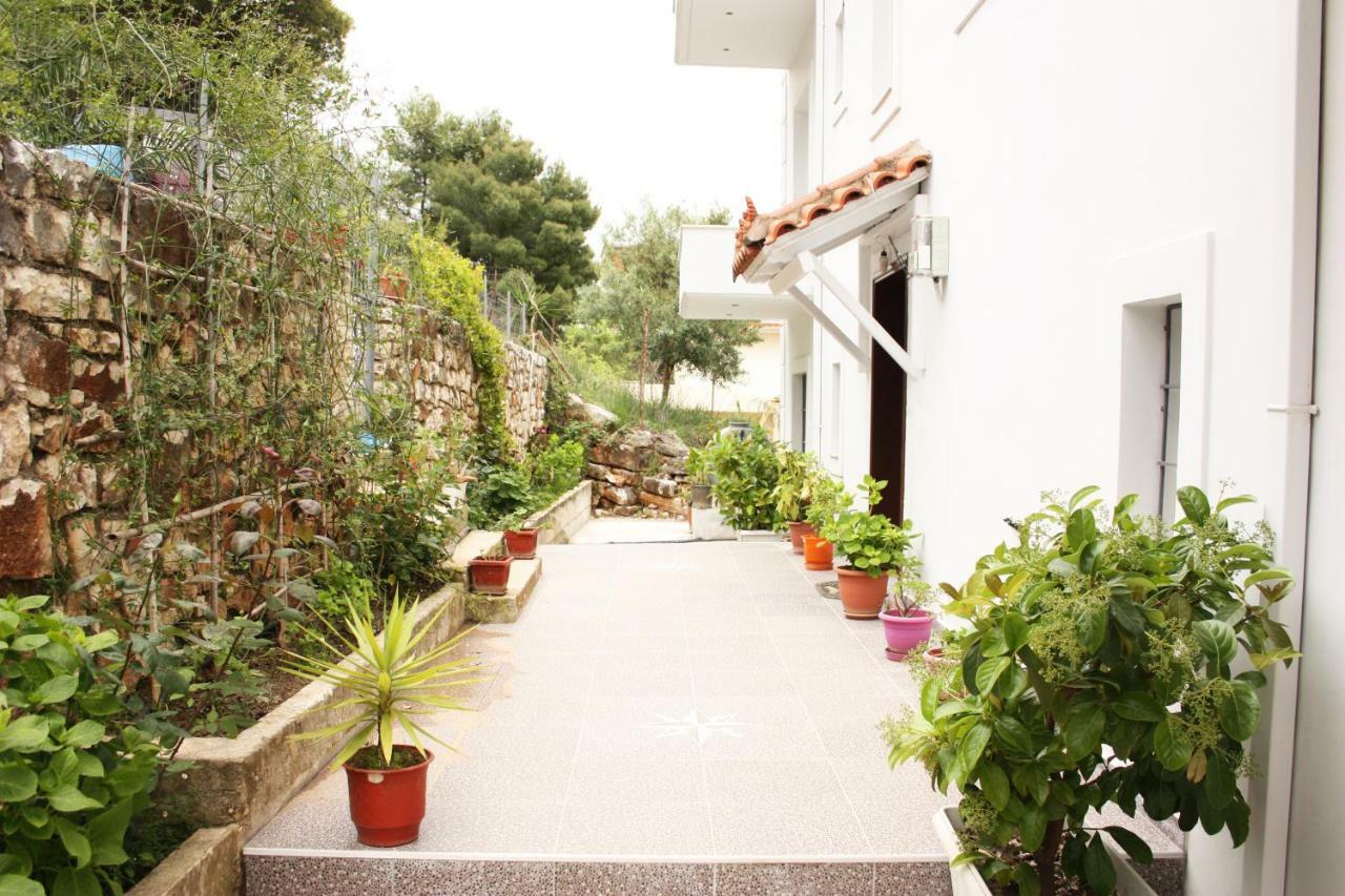 Alexandra's Sarandë