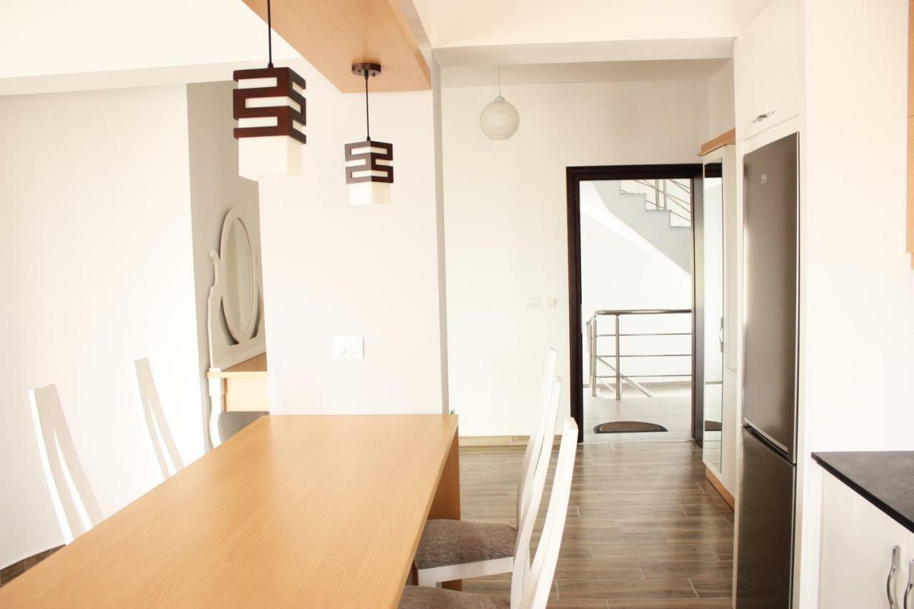 Alexandra's Apartamento Sarandë